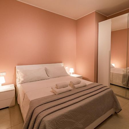 The Flow Apartment Милано Екстериор снимка